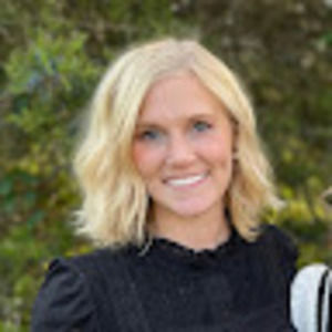 Meet your Posher, Lauren